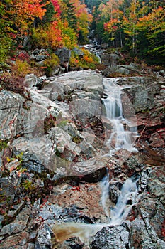 Fall colors at the Flume Cascade