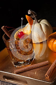 Fall Drinks - Old Fashioned Cocktail