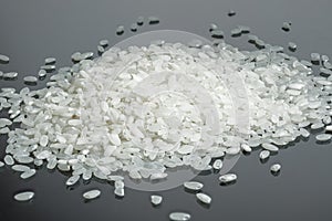 Falling seeds crushed round rice for porridge