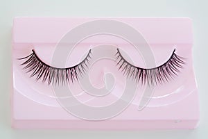 False eyelashes