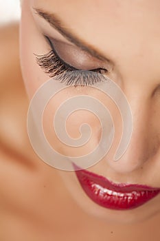 False eyelashes