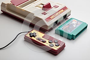 Famicom game console