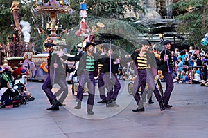 Disney Parade Mary Poppins Chimney Sweeps
