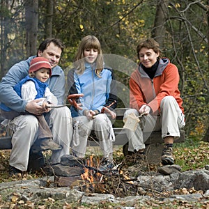 Familia en cámping 