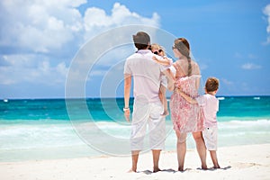 Family on Caribbean vacation