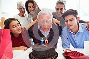 Family Celebrating 70th Birthday Together