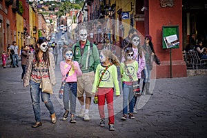 Family, Day of the Dead, Mexico