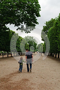 Family in Paris photo