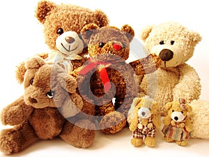 Family of teddy bears