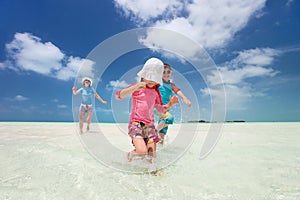 Family at tropical vacation