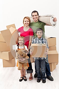 Family with two kids moving to a new house