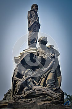 Famine Relief statue is located at Kolkata ,India .