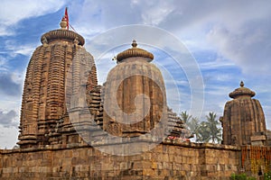 Famous Indian Temples Brahmeswara Temple is a Hindu temple dedicated to Shiva ocated in Bhubaneswar, Odisha