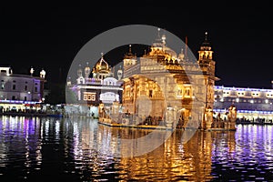 FAMOUS TEMPLE AT AMRITSAR IN INDIA