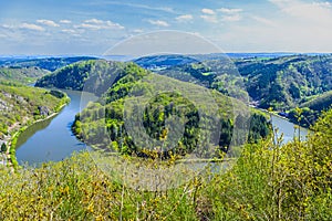 Famous view at the Saar loop at Cloef