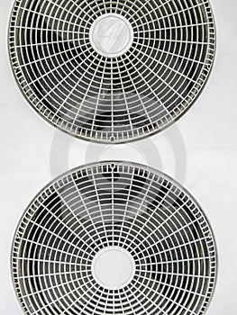 Fan aircondition compressor.