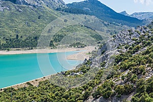 Fantastic views of the Embalse de Cuber