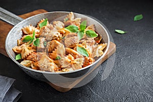 Farfalle pasta with chicken