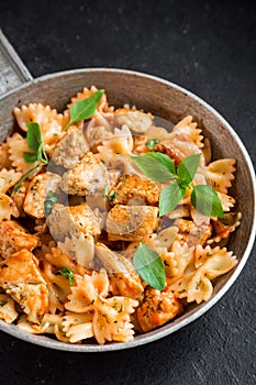 Farfalle pasta with chicken