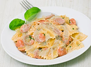 Farfalle pasta with sausage and cream sauce