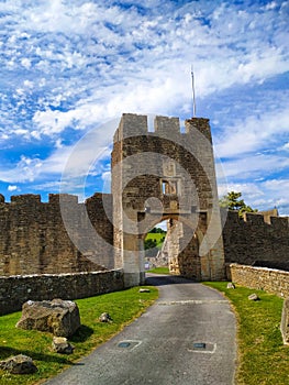 Farleigh Hungerford Castle arch