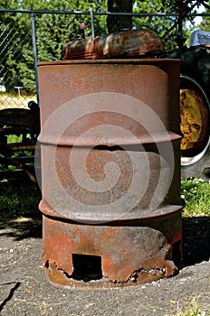 Farm burn barrel