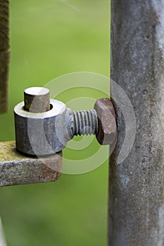 Farm gate pivot hinge