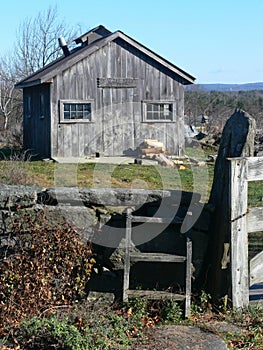 Farm: maple sugar shack