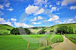 Farm route to Edale village.