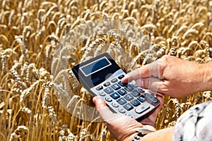 Farmers with a calculator on cereal box
