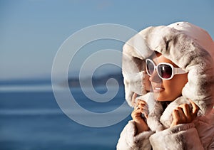 Fashion Beautiful Winter Woman in Luxury Fur