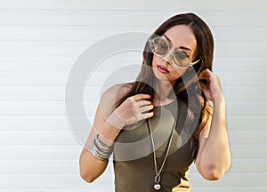 Fashion portrait thirties woman with sunglasses