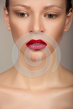 Fashion woman with red lipstick. beauty makeup