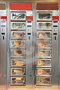 Fast food vending machines