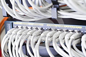 Fast network switch in datacenter