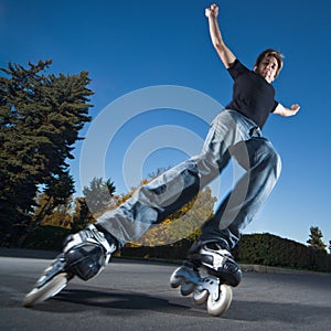 Fast rollerblading