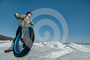 Fatbike (fat bike or fat-tire bike)