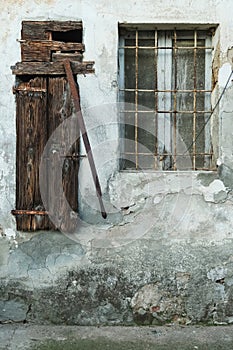 Faucet water pump antique farmhouse detail view art history tourism culture Italy Italian photo