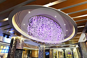 Feather ceiling lighting