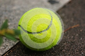 Features of tennis