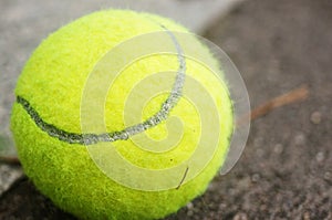 Features of tennis