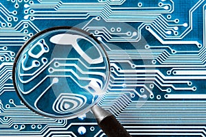 Fee Computer - computer security system and a magnifying glass