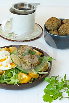 Felafel and salad
