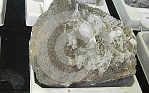 Feldspar stilbite rock photo