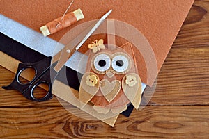 Felt brown owl embellishment