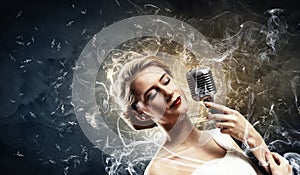 Female blonde singer