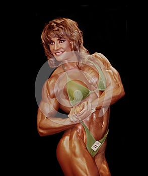 Cory Everson Competes at 1986 Ms Olympia Contest in New York City