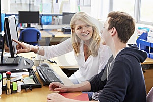 Female Careers Advisor Meeting Male College Student