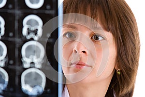 Female doctor with tomogram photo