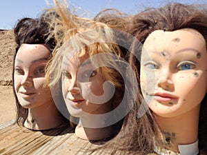 Female mannequin plastic fake toy heads with hair